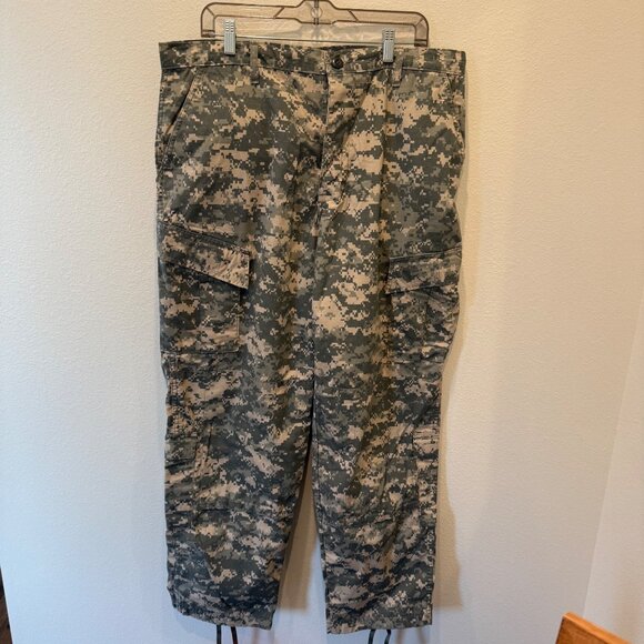 Army Trousers Propper ACU Uniforms Built to Military Specifications Large Regula